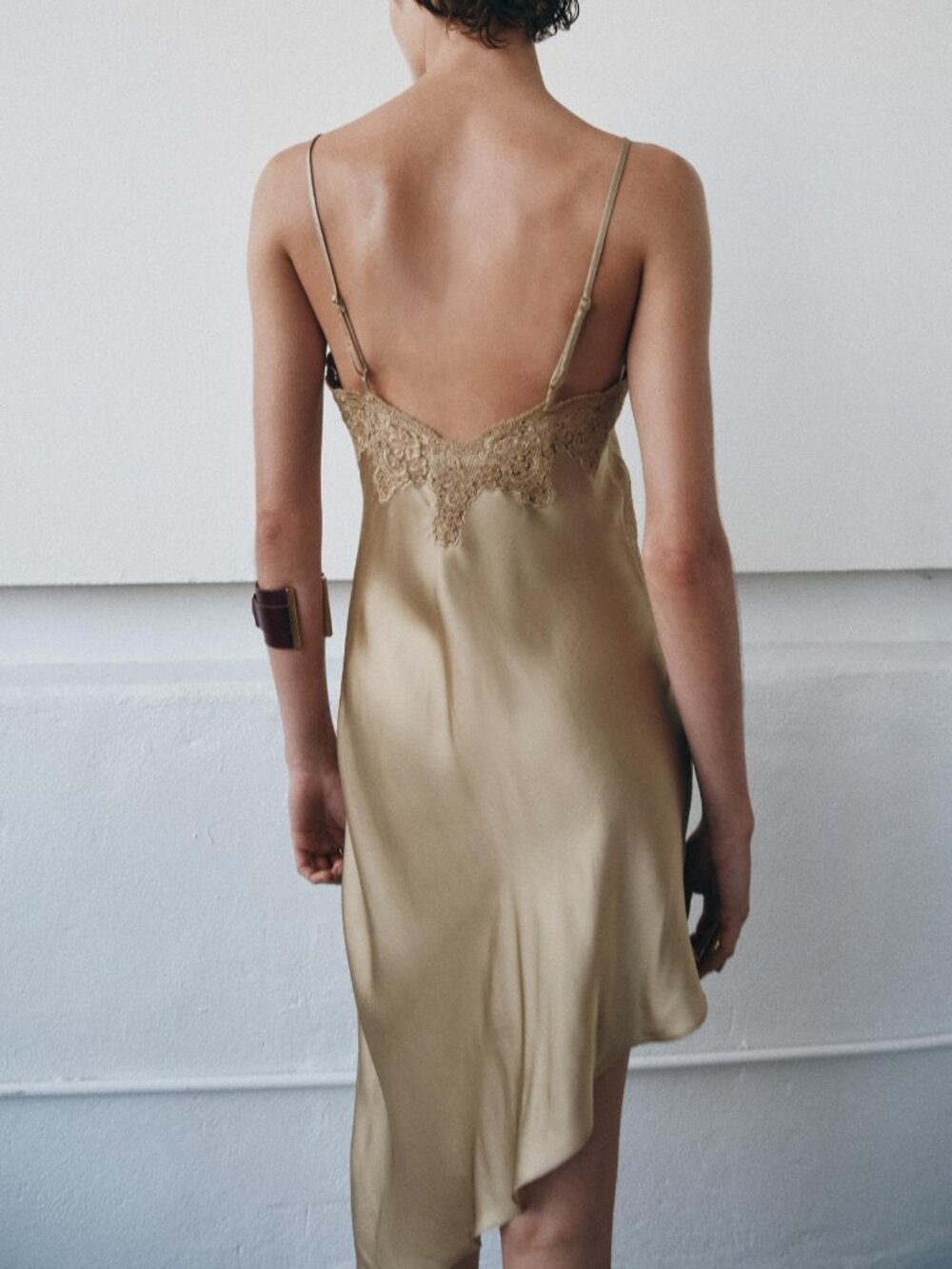 Zara Woman Collection Asymmetric Satin and Lace Dress in Beige Size Medium NWT - Picture 5 of 9